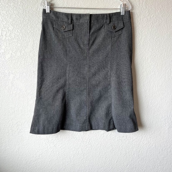 Theory fit flare denim skirt - Picture 1 of 8
